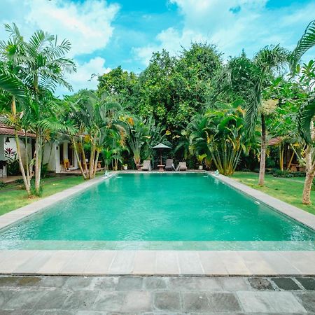 Agung Wiwin Homestay & Restaurant Mengwi Luaran gambar