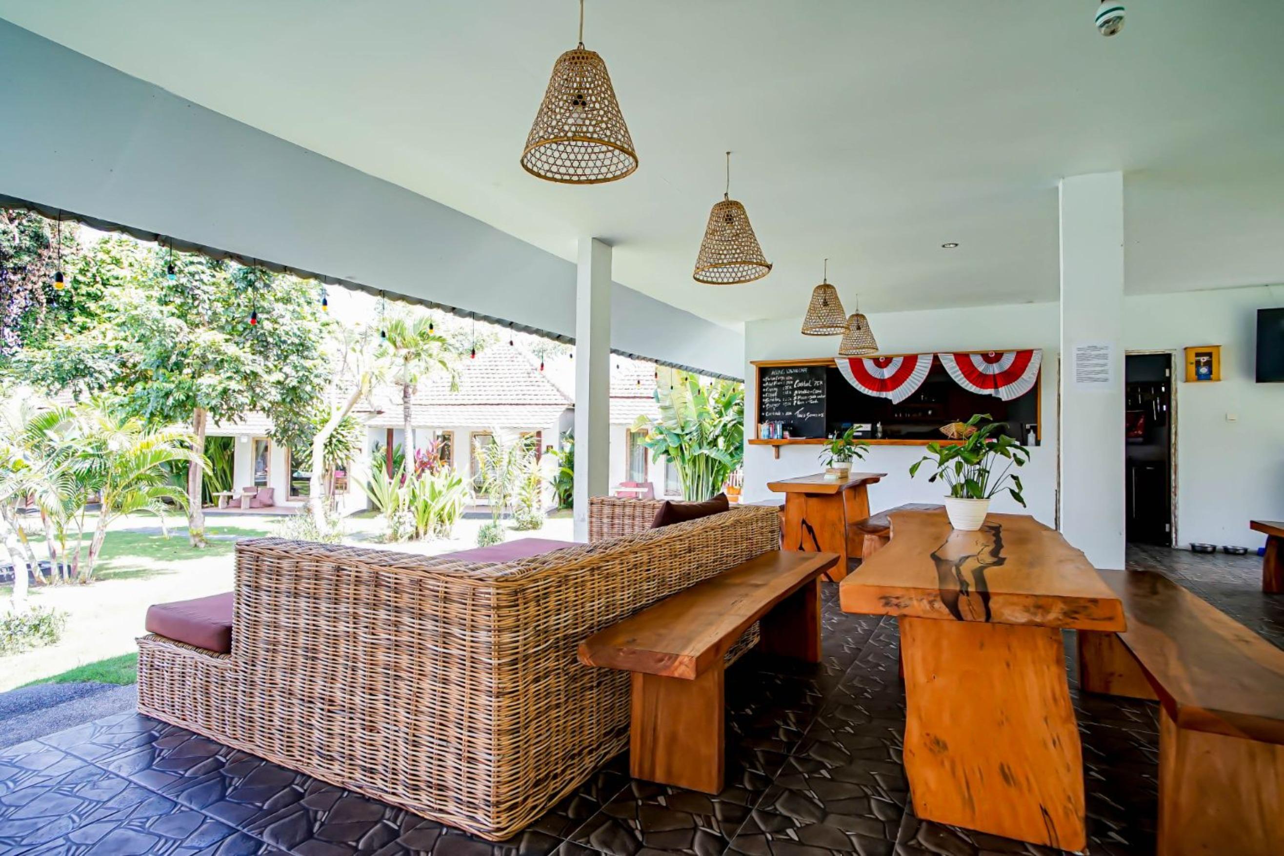 Agung Wiwin Homestay & Restaurant Mengwi Luaran gambar