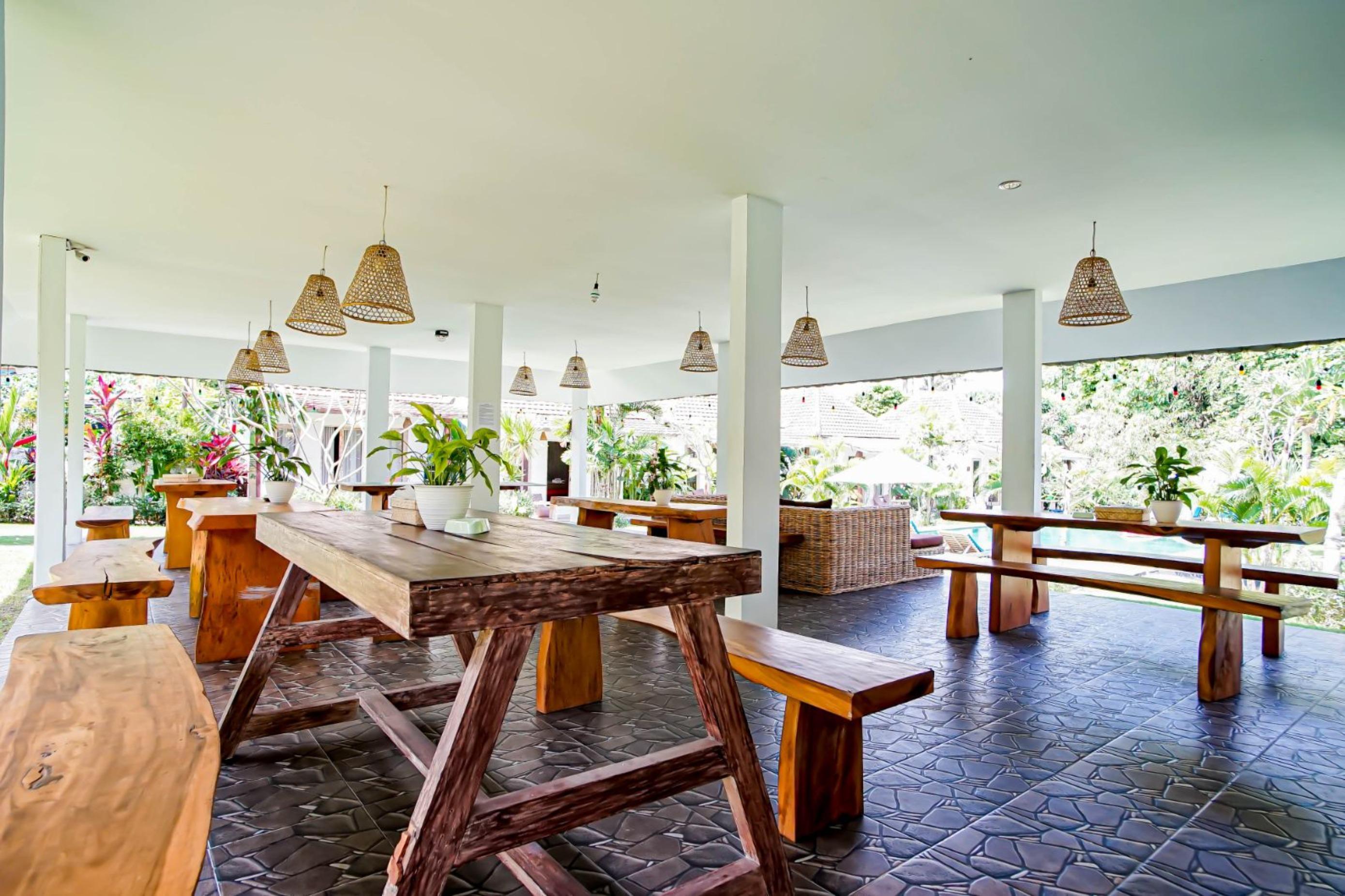 Agung Wiwin Homestay & Restaurant Mengwi Luaran gambar