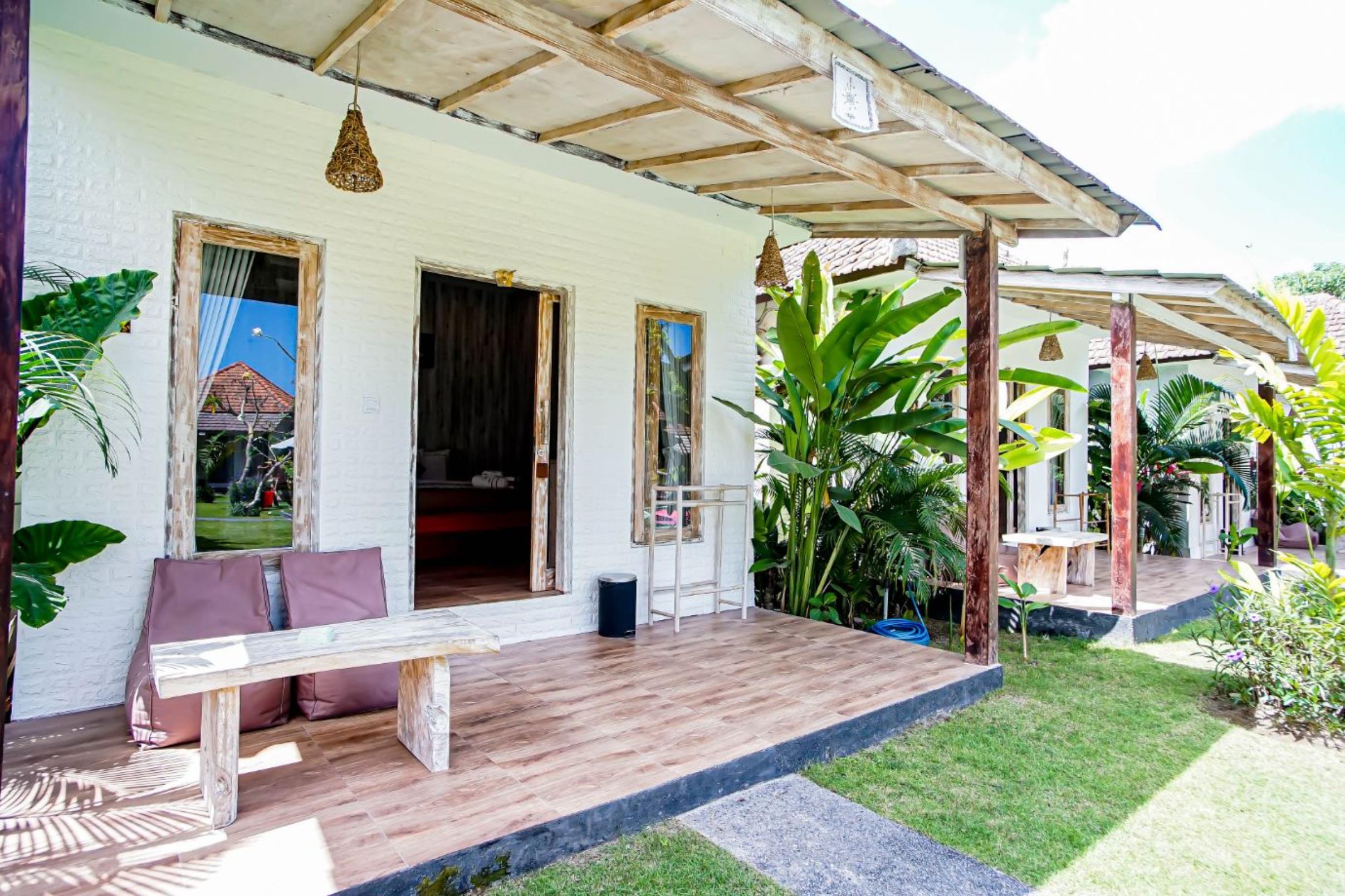 Agung Wiwin Homestay & Restaurant Mengwi Luaran gambar