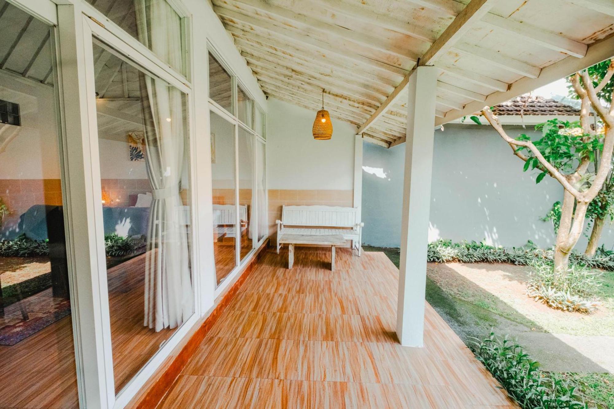 Agung Wiwin Homestay & Restaurant Mengwi Luaran gambar
