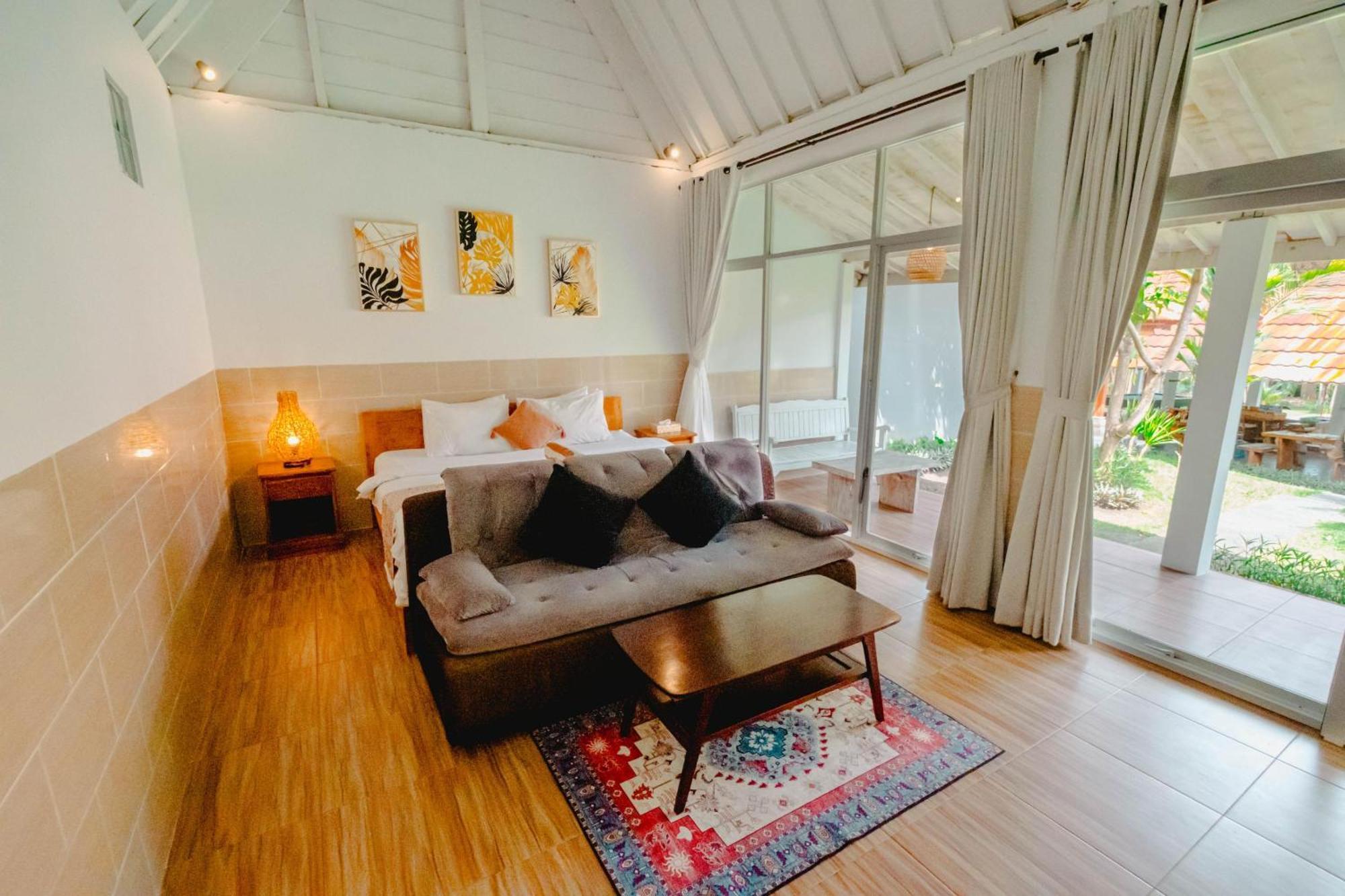 Agung Wiwin Homestay & Restaurant Mengwi Luaran gambar