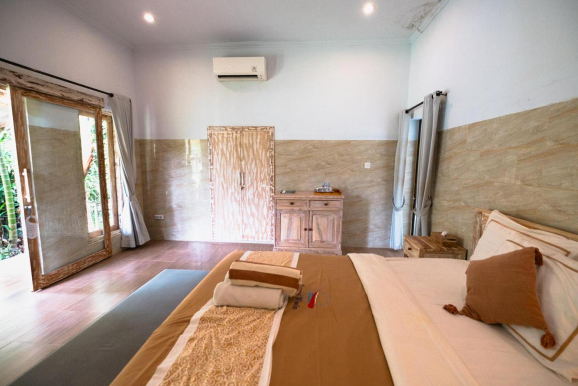 Agung Wiwin Homestay & Restaurant Mengwi Luaran gambar